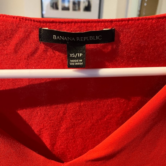 Red blouse - Picture 4 of 4